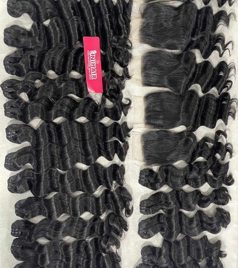 Raw cambodian wavy hair bundles