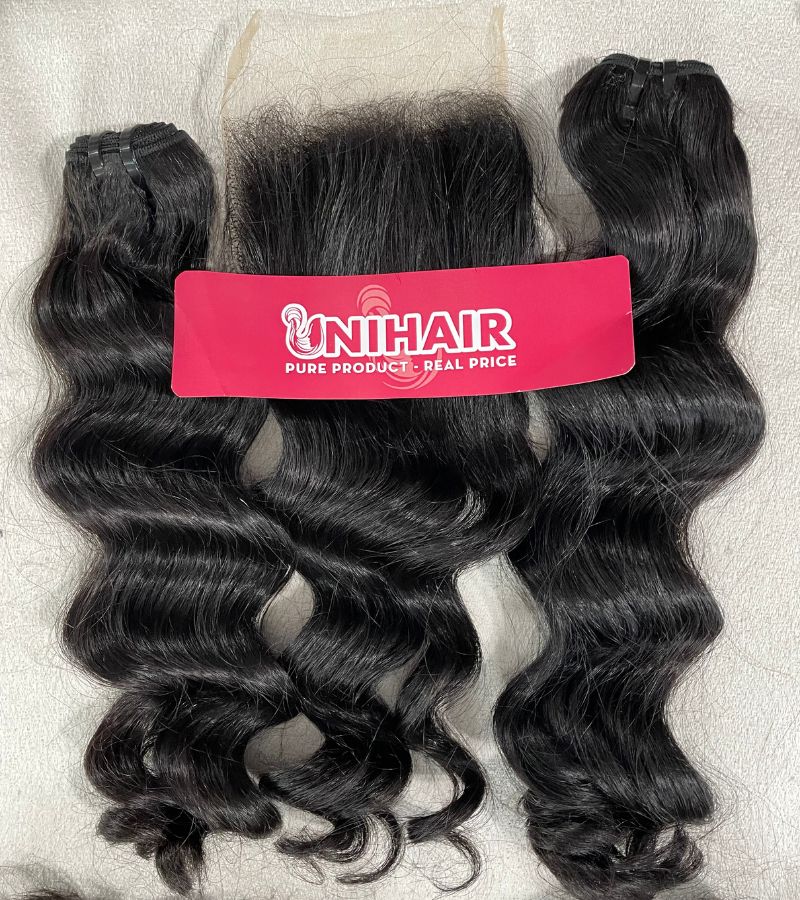 Raw cambodian wavy hair bundles