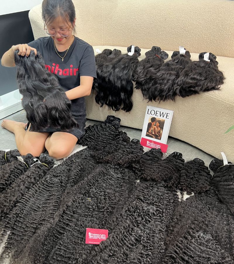 Raw natural wavy hair bundles